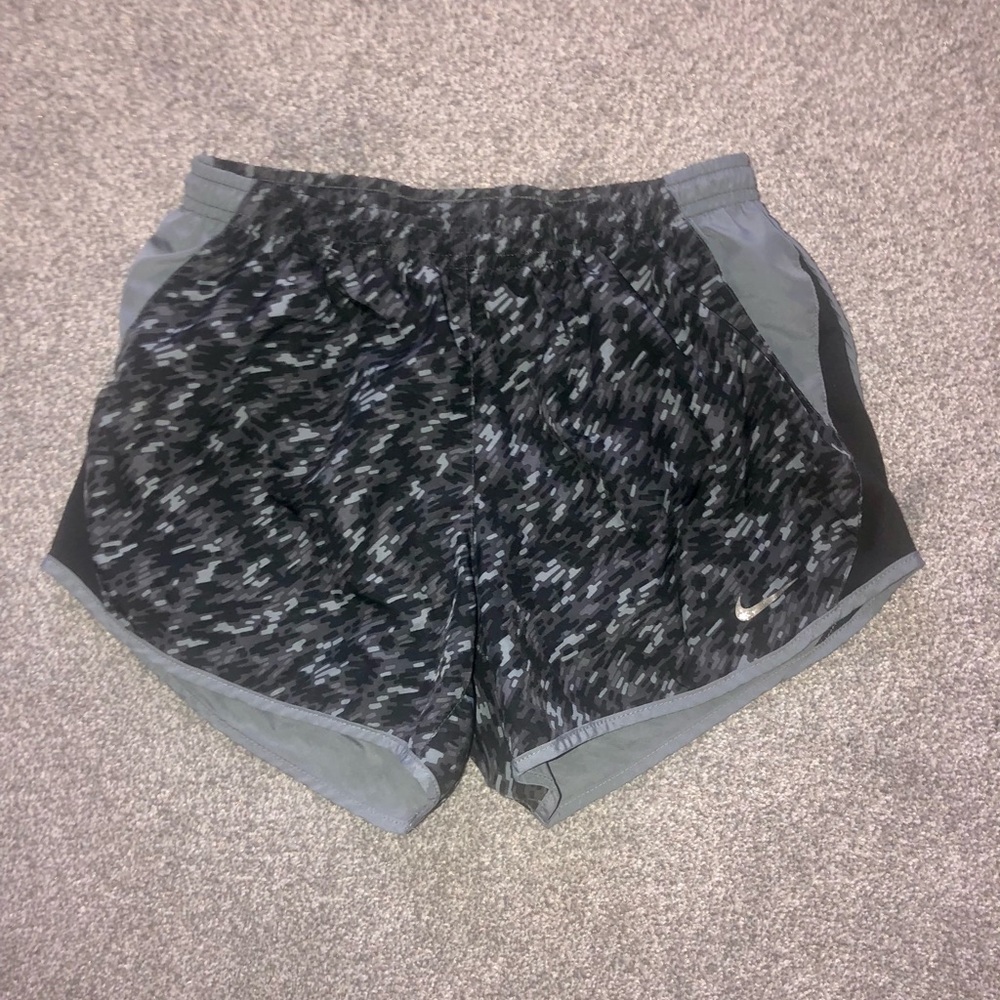 Nike Dri-Fit Tempo Lined Athletic Running Shorts